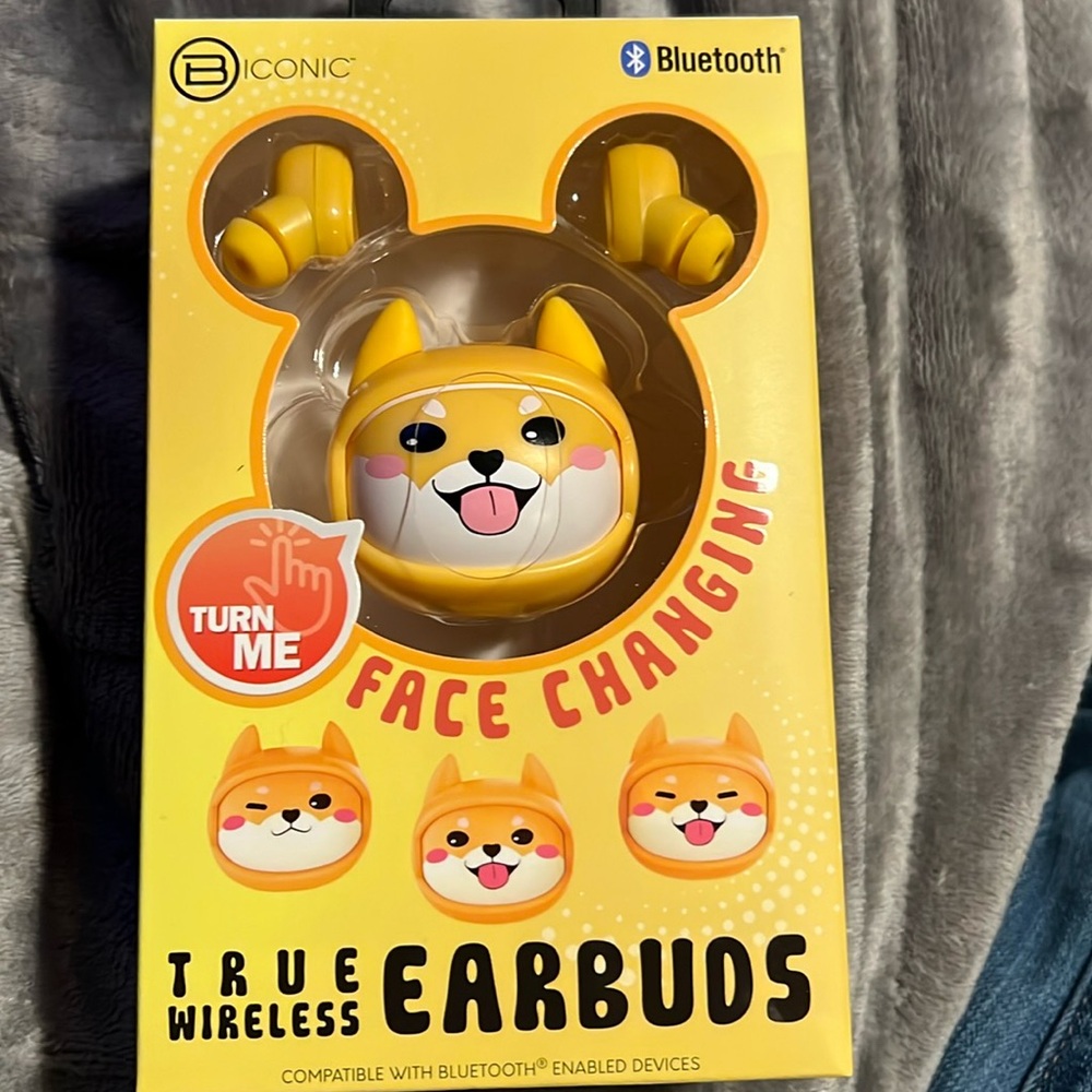 New in box puppy Bluetooth compatible wireless earbuds